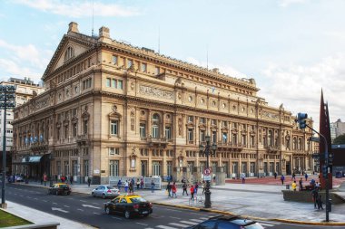 Buenos Aires, Arjantin 'deki tarihi Colon Tiyatrosu' nun dışı.