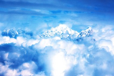 Everest Dağı, yüksek irtifadan görüldüğü gibi..