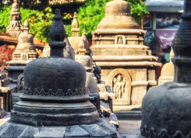 Kathesimbhu stupa, Katmandu, Nepal 'in küçük şezlongları