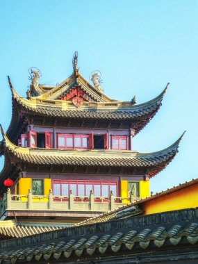 Zhujiajiao, Çin - 15 Kasım 2019: Zhujiajiao Shanghai Çin Tapınağı