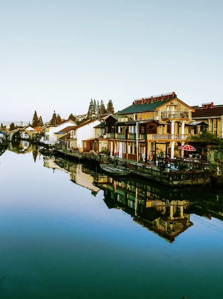 Zhujiajiao Cina Novembre 2019 Architettura Tradizionale Cinese Canale Shanghai Zhujiajiao — Foto Stock