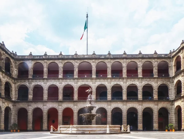 Ulusal Saray Içinde Zocalo Meydanı Nda Mexico City — Stok fotoğraf