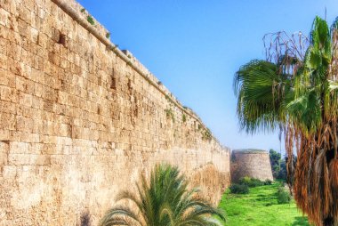 Lefkoşe ve Kıbrıs 'ın tahkim edilmesi.