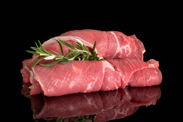 3 rolls of raw uncooked red meat with fresh rosemary isolated on — 图库照片#