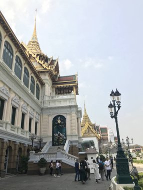 Güzel Buda tapınağının manzaralı görüntüsü. 