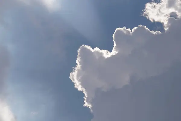 Malownicze Ujęcie Chmur Błękitnym Niebie — Zdjęcie stockowe