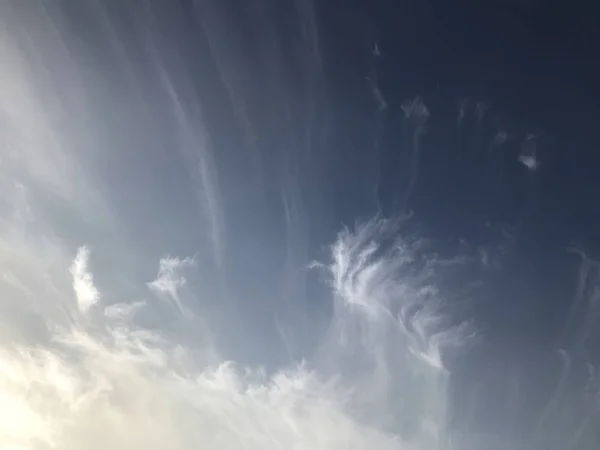 Belle Nuvole Bianche Cielo Blu Mattino — Foto Stock