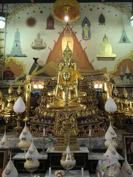 Interior Belo Templo Budista Antigo Com Estátua Buda — Fotografia de Stock