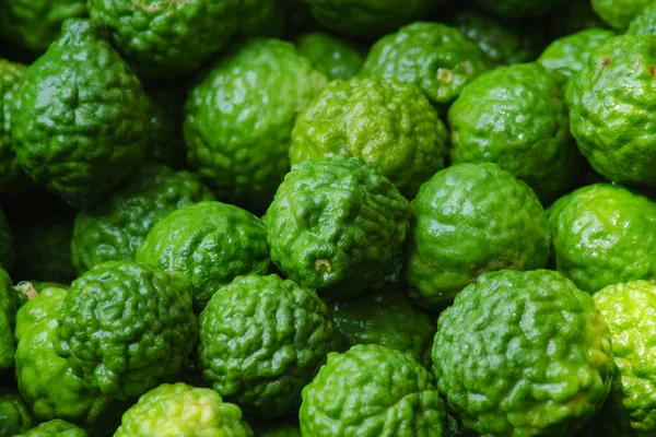 Arka plan üzerinde closeup Bergamot meyve.