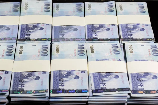 Yığınlar Yeni Tayvan Doları