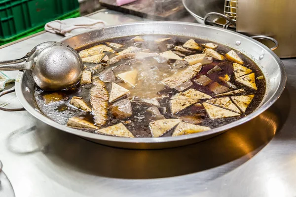 Tofu boiling in steel pot — Stock Photo, Image