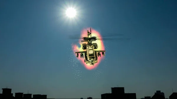 Helicopter latająca przed wybuchem — Zdjęcie stockowe