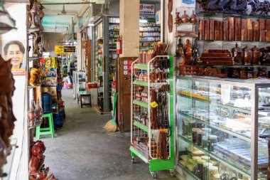 Bogyoke Aung San Market, a bazaar in central Yangon. The market 