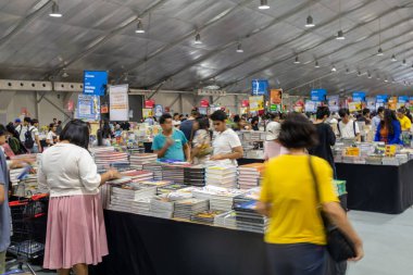 Shoppers at Big Bad Wolf book fair in Yangon, the world’s bigg