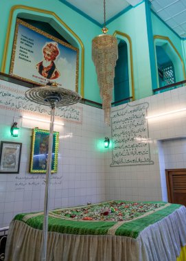 Bahadur 'lu Dargah Şah Zafar, Hindistan' ın son Moghul İmparatoru. 