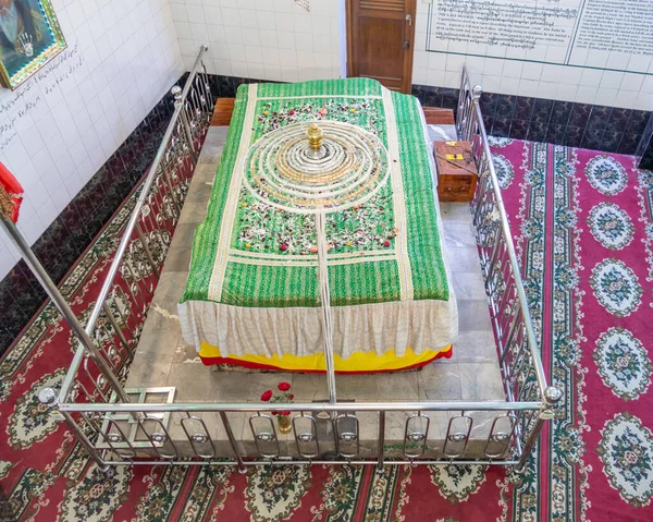 Dargah de Bahadur Shah Zafar, último imperador de Moghul da Índia — Fotografia de Stock