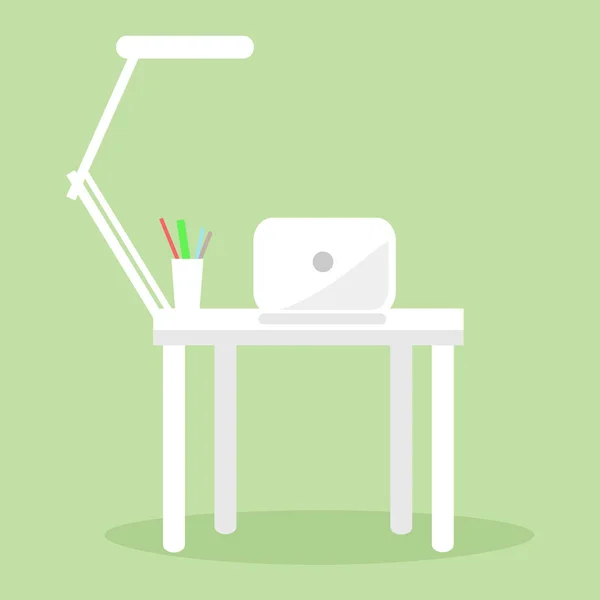 Bílý Notebook, stolní lampu a několik per tužka — Stockový vektor