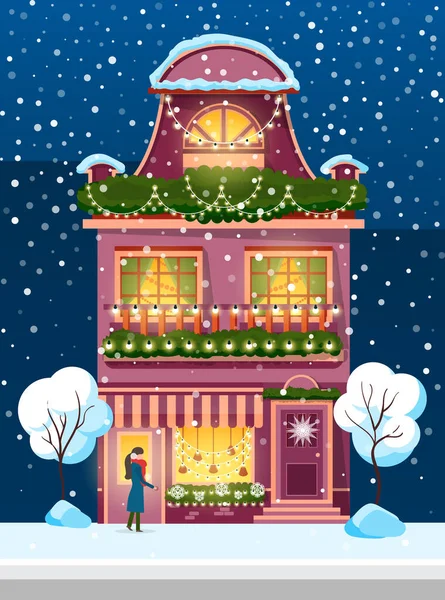 Дом украшен для зимних праздников, снегопад — стоковый вектор