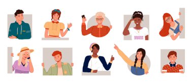 Gülümseyen ve poz veren insanlar, yetişkinler ve gençler.