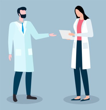 Doktor, Hemşire Meslektaşları Tıp Çalışanlarıyla Konuşuyor