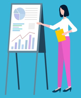 Kurul Açıklamasında Bilgi Sunan Kadın