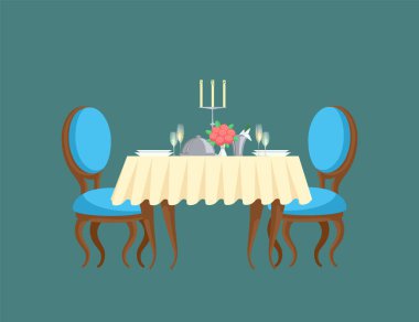 Restoranda Masa ve Sandalyeler Romantik Akşam Yemeği Verildi