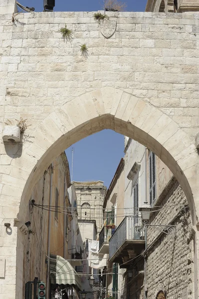 Båge i staden Bari — Stockfoto