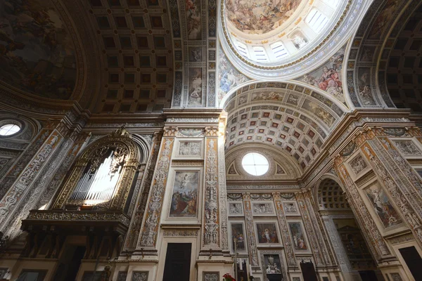 Plafond van de Saint Andrew Basilic In Mantova — Stockfoto