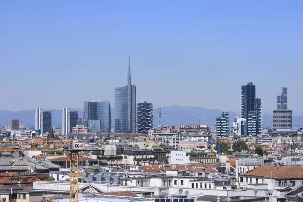 Gökdelen Milan şehir