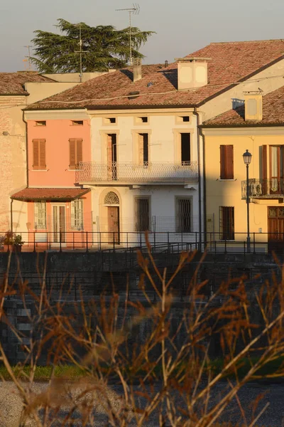 Case Del Villaggio Del Governolo Nel Parco Del River Mincio — Foto Stock