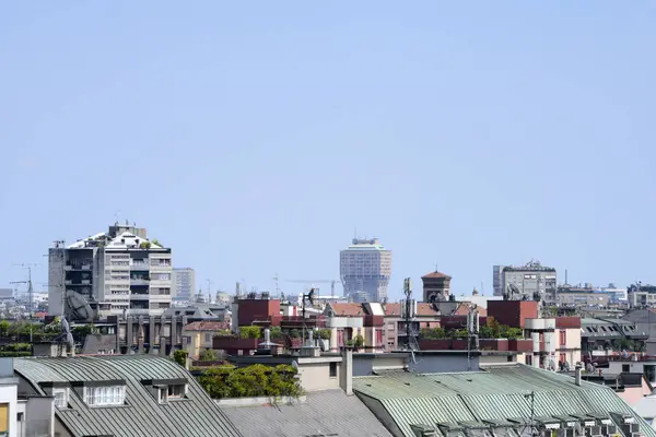 Kule Velasca merkezinde, Milano kenti, Lombardiya, İtalya, 23-07-04