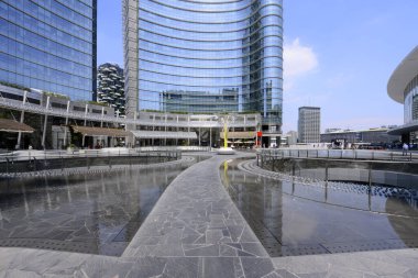 Gae Aulenti Meydanı, Milano, Lombardy, İtalya, 17-07-14