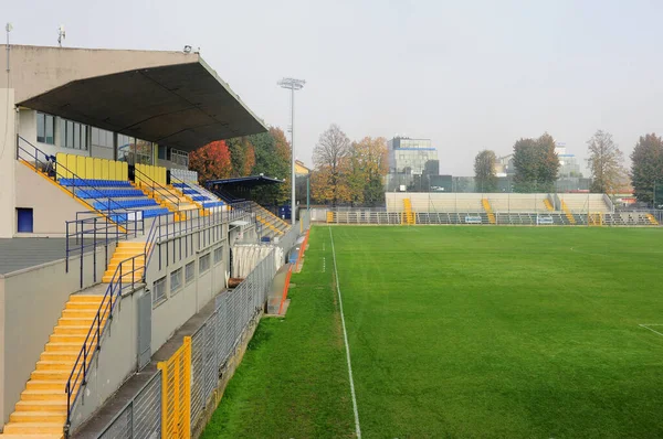 İtalya 'nın Krema şehrindeki Voltini Stadyumu, 24-10-12