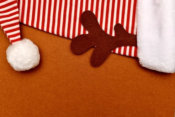 Part of the New Years carnival headdress with a snow brush at the end and deer horns, horizontally, from above. — Stock Photo, Image