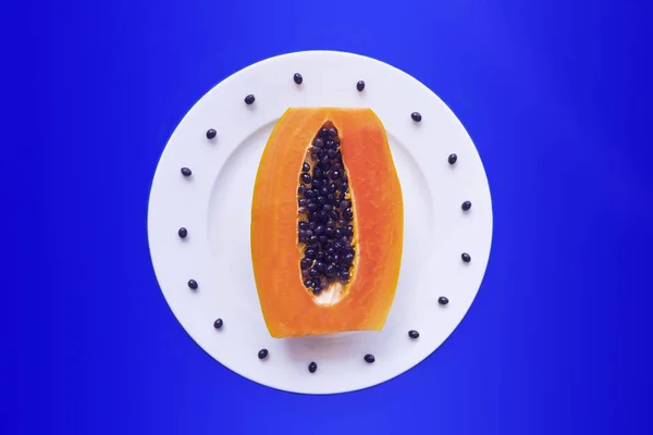 Hälfte Scheibe Frische Saftige Reife Papaya Exotische Tropische Süße Früchte — Stockfoto