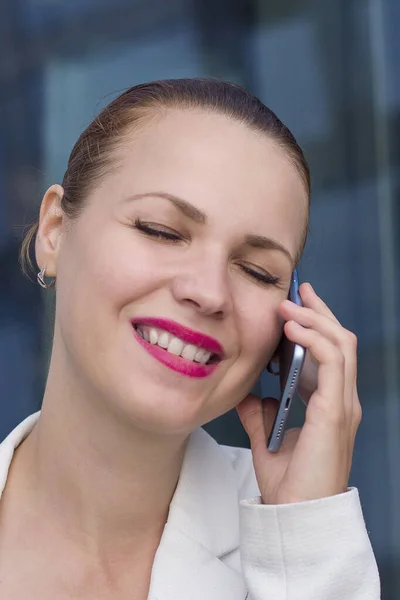 Vertical Close Photo Happy Cheerful Relaxed Businesswoman Enjoy Talking Cell — Stock Photo, Image