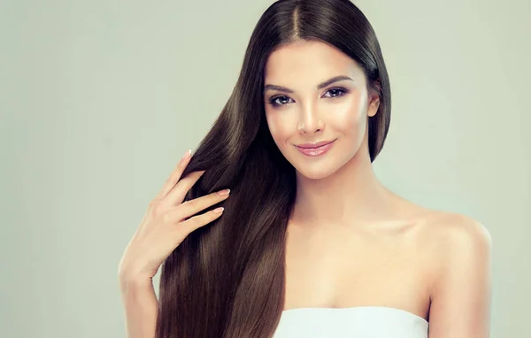 Beautiful Young Woman Clean Fresh Skin Long Hair Cosmetic Cosmetology — Stock Photo, Image