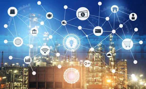 Leichtes Öl Raffinerie in der Dämmerung mit physischen System-Symbole Diagramm — Stockfoto