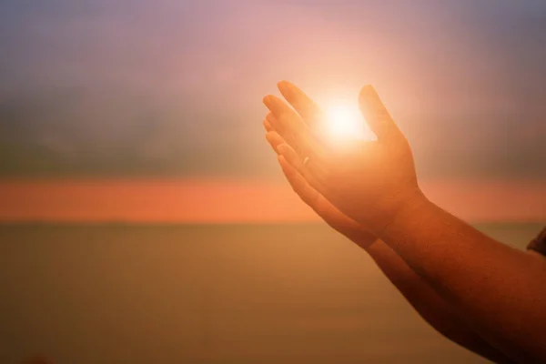 Menselijke Handen Openen Palm Aanbidding Eucharistietherapie God Die Berouw Helpt — Stockfoto