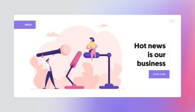 Siyaset Tartışmaları, Gazetecilik Mesleği İnternet Sitesi İniş Sayfası. Küçük Erkek İşletmeleri veya Siyaset Karakterleri Tribune 'de Dev Mikrofonlar Web Sayfası Flat Vektör İllüstrasyonuyla Duruyor