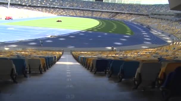 Nationaler Sportkomplex "olympischer" Kiew — Stockvideo