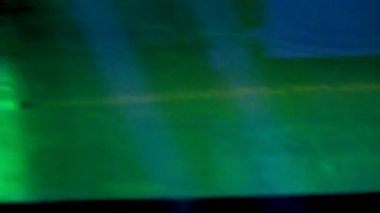 Lazer metali çabucak keser.