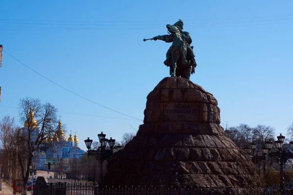 Denkmal für Hetman Bogdan Chmelnizki — Stockfoto