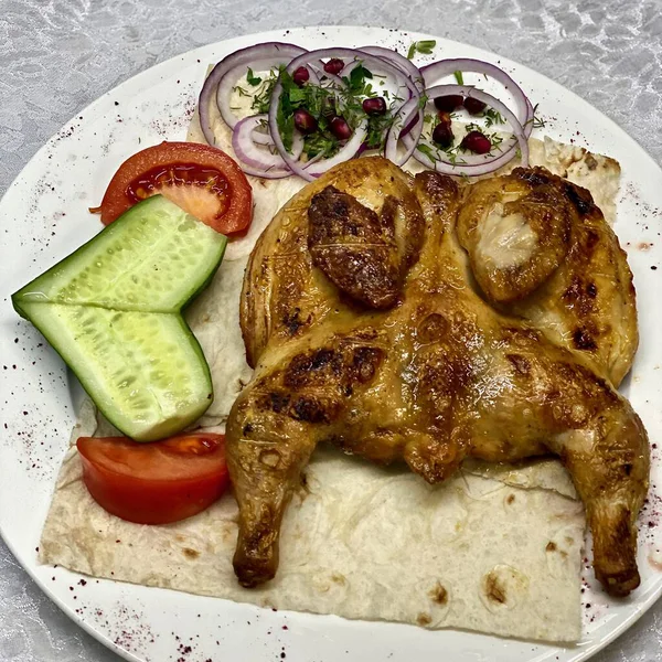 Tabağın ızgara 09 'daki fotoğrafları.