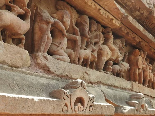 Freskerna Erotiska Inuti Templen Västra Gruppen Inklusive Visvanatha Khajuraho Madhya — Stockfoto