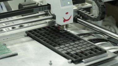 Elektronik pano üretimi. Yakın plan..