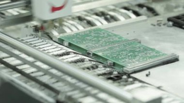 Elektronik pano üretimi. Yakın plan..