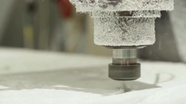 Çalışan bir değirmen makinesine yakın çekim