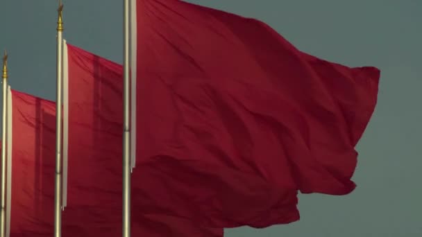 Красный китайский флаг. Пекин. Китай. Азия — стоковое видео