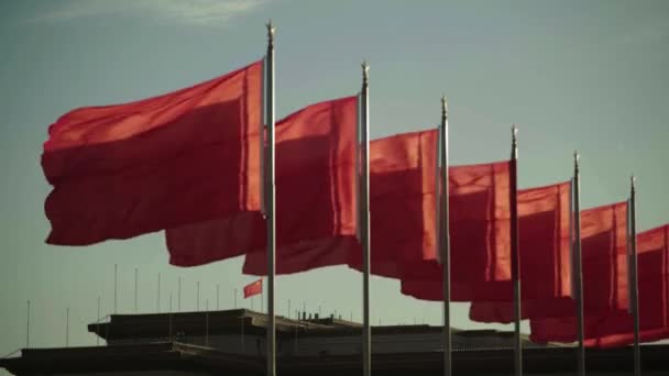 Bandeira chinesa vermelha. Pequim. A China. Ásia — Vídeo de Stock